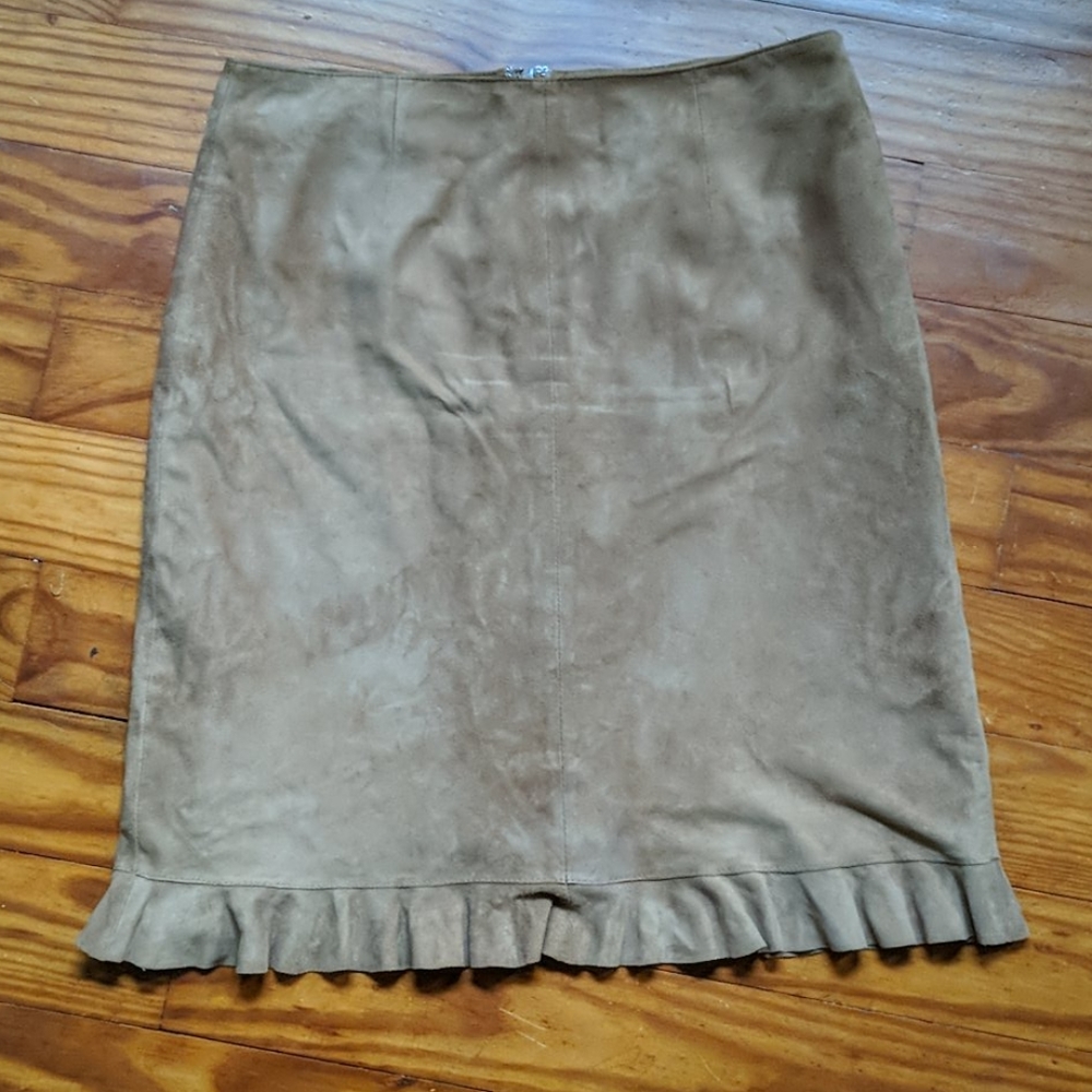 VS2 tan goat suede skirt